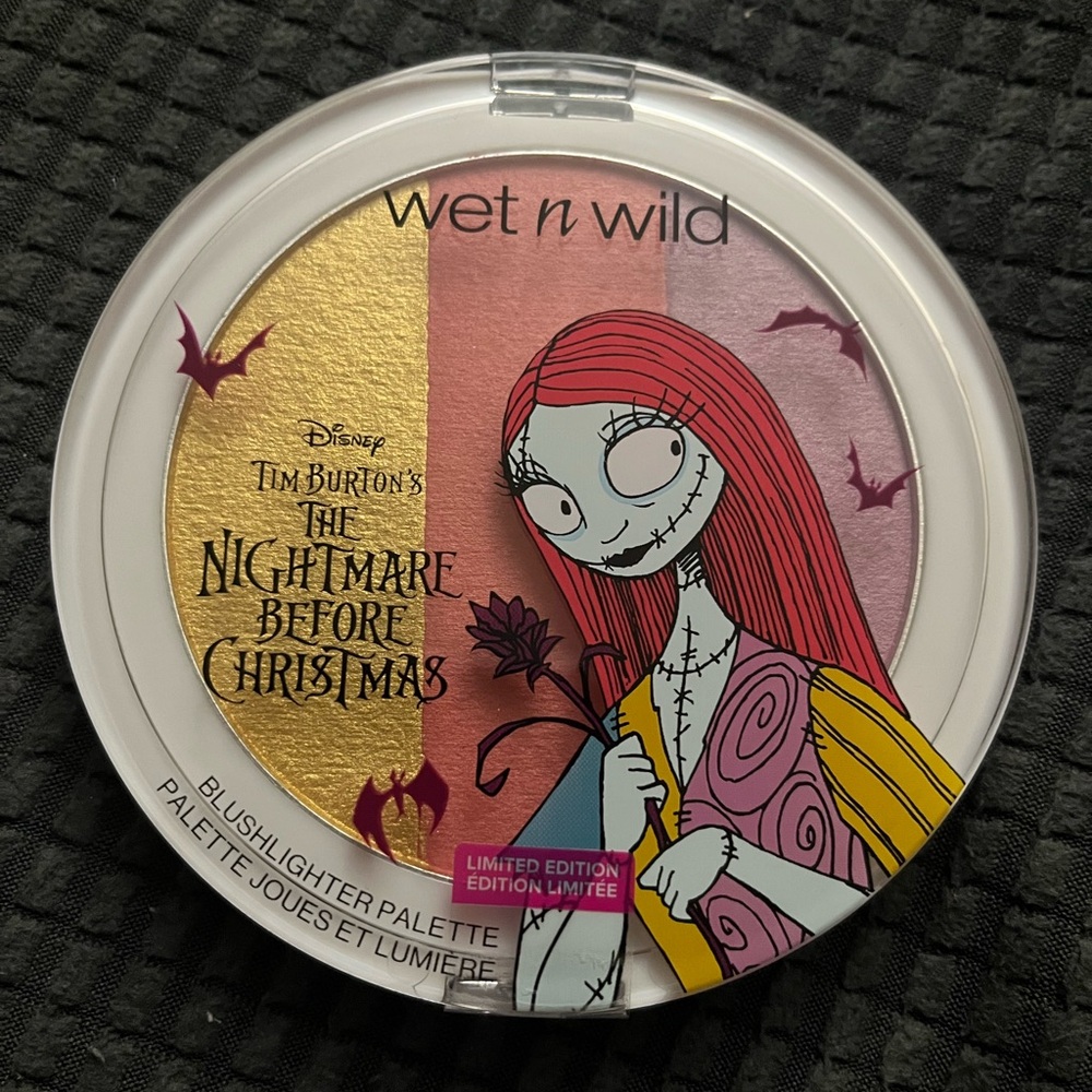 Wet N Wild The Nightmare Before Christmas Palettes - Picture 3 of 5